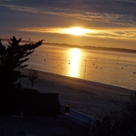Appartement Arcachon Perreire Premiere Ligne Les Pieds Dans L Eau Vue Magnifique Sur Le Bassin エクステリア 写真