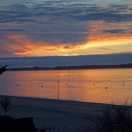 Appartement Arcachon Perreire Premiere Ligne Les Pieds Dans L Eau Vue Magnifique Sur Le Bassin エクステリア 写真