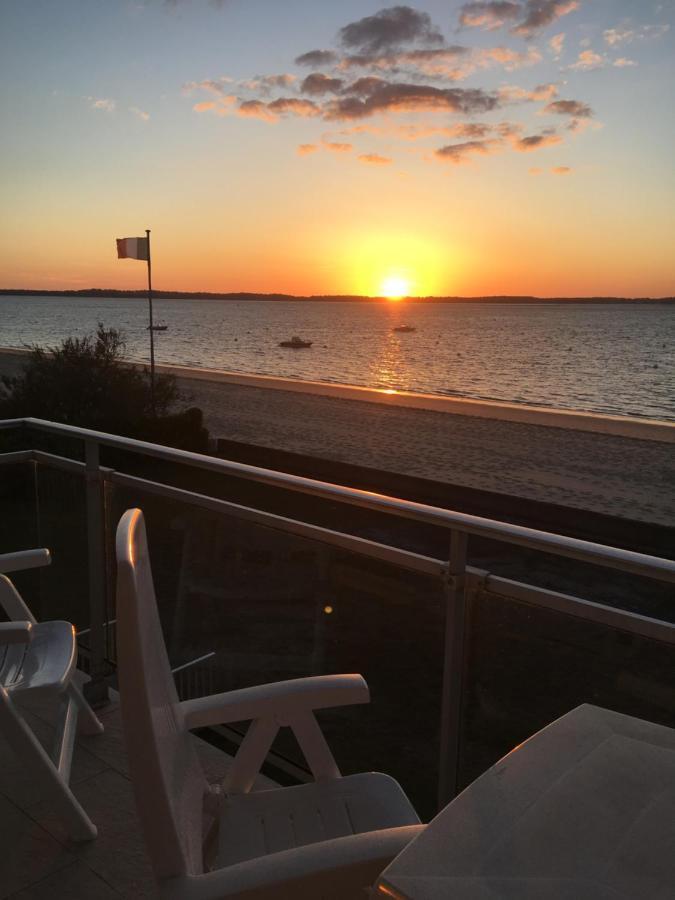 Appartement Arcachon Perreire Premiere Ligne Les Pieds Dans L Eau Vue Magnifique Sur Le Bassin エクステリア 写真