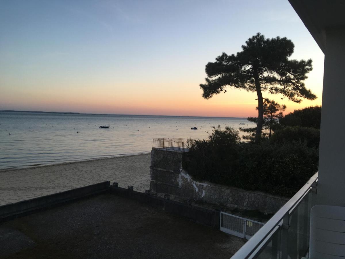 Appartement Arcachon Perreire Premiere Ligne Les Pieds Dans L Eau Vue Magnifique Sur Le Bassin エクステリア 写真